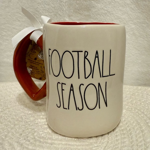 Peanuts Snoopy Football Mug - Picture 3 of 5